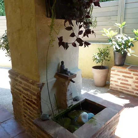 فندق مبيت وإفطار D'hotes La Fontaine De