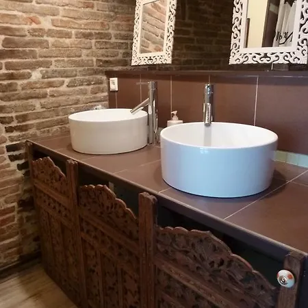 فندق مبيت وإفطار D'hotes La Fontaine De